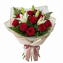Букет цветов из:  Лилии и Розы в Медведовской