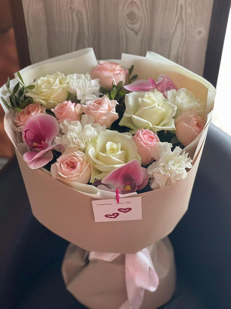 Букет цветов из: Орхидеи, Розы и Гвоздики в Медведовской