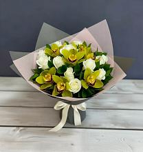 Букет цветов из:  Орхидеи и Розы в Медведовской