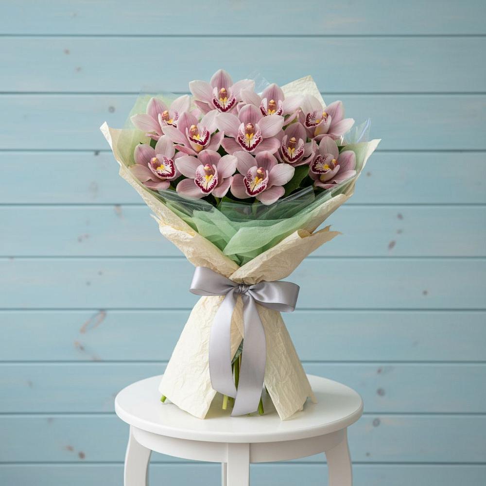 Букет цветов из: Орхидеи и Розы в Медведовской