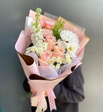 Букет цветов из:  Хризантемы и Розы в Медведовской