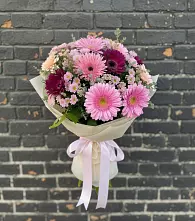 Букет цветов из:  Герберы и Хризантемы в Медведовской
