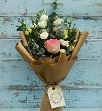 Букет цветов из:  Розы и Лизиантусы в Медведовской